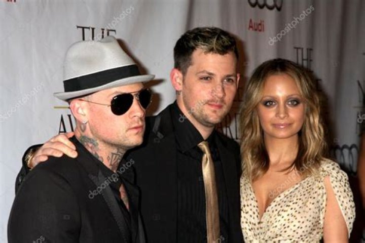 Nicole Richie Supports Joel Madden at Good Charlotte Concert Amid Divorce Rumors