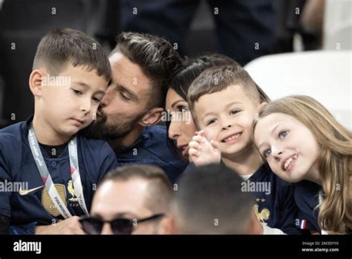 Olivier Giroud family, wife, children, parents, siblings