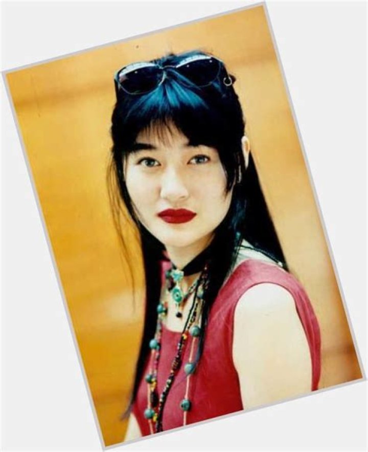 Pauline Chan Bo-Lin Biography, Age, Height, Husband, Net Worth, Family