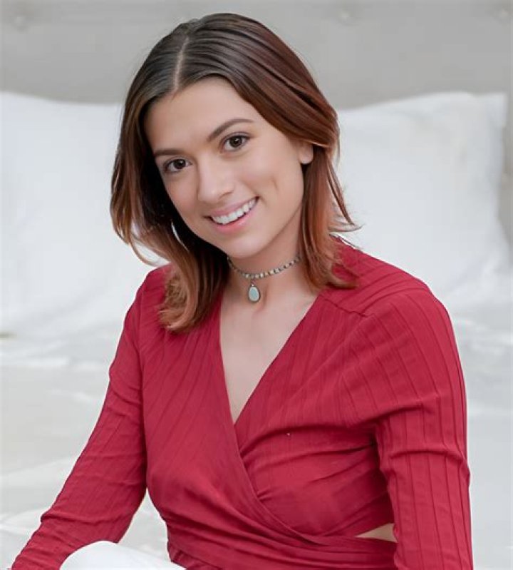 Paz Vega (Movie Actress) - Age, Birthday, Bio, Facts, Family, Net Worth, Height & More