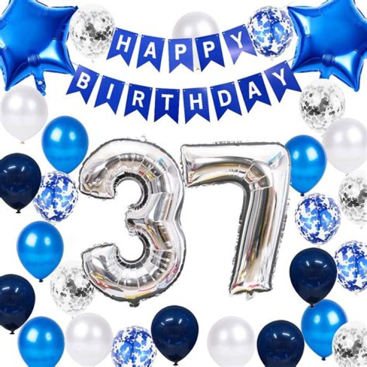 Relive the Most Iconic Moments From ‘Bring It On’ to Celebrate Kirsten Dunst’s 37th Birthday