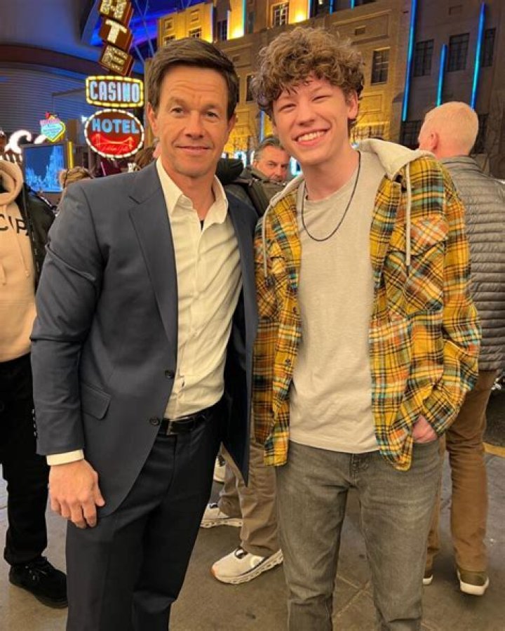 Robert Crosby Biography, Age, Height, Wife, Net Worth, Family