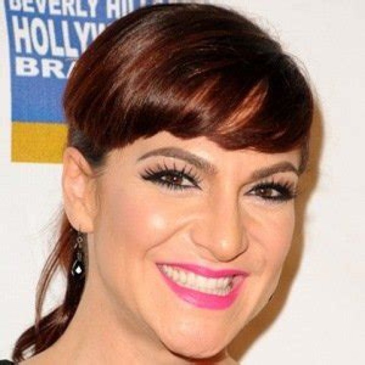 Shoshana Bean (Stage Actress) - Age, Birthday, Bio, Facts, Family, Net Worth, Height & More