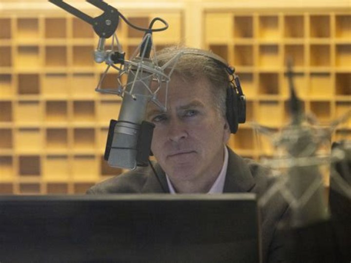 Steve Inskeep (Radio Host) - Age, Birthday, Bio, Facts, Family, Net Worth, Height & More