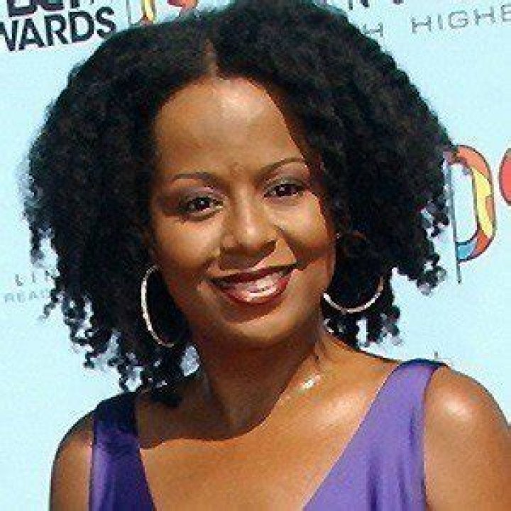 Tempestt Bledsoe (TV Actress) - Age, Birthday, Bio, Facts, Family, Net Worth, Height & More