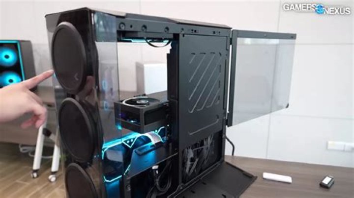 Tiny Harris’ Recent Video Has Fans In Awe – See Who Followed Her Boat!