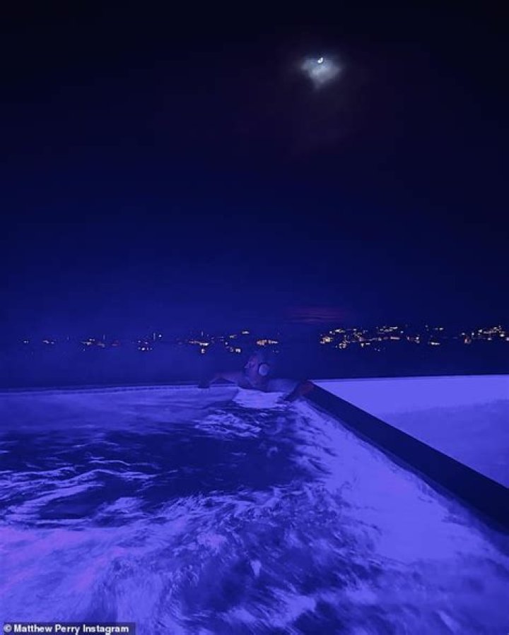 Well Hello ThereAshley Parker Angel Posts a Naked Photo on Instagram… AGAIN!