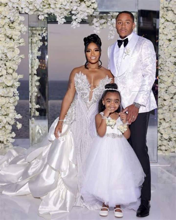 What does Toya Johnson husband do for a living?