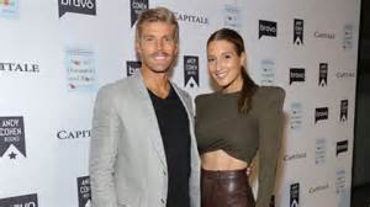 Where did Amanda Batula go to college?