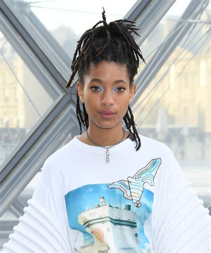 Willow Smith Sings Altered Version Of "Whip My Hair": Watch