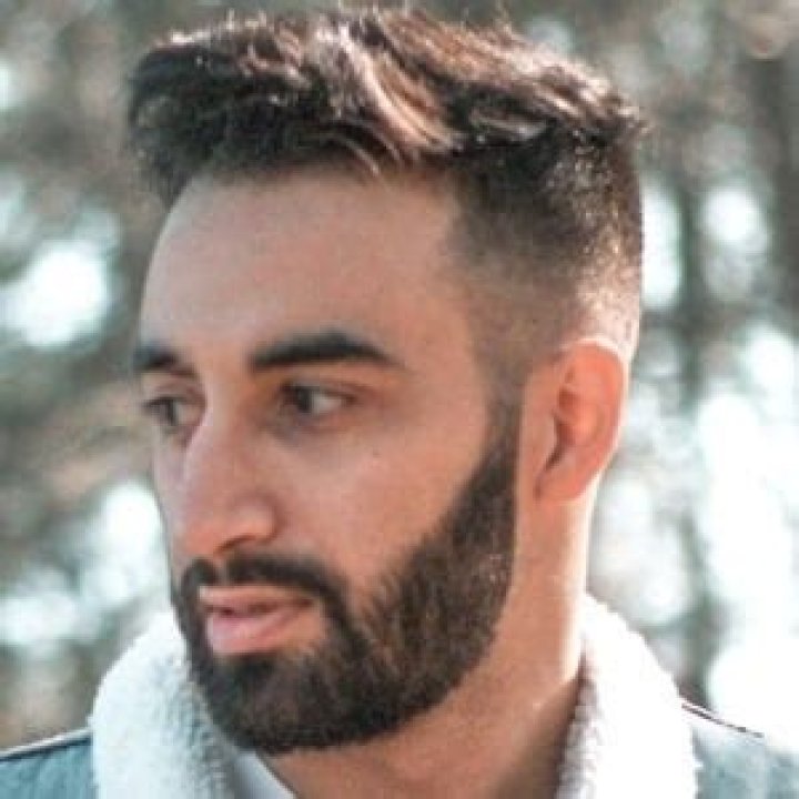 Zemie (Twitch Star) - Age, Birthday, Bio, Facts, Family, Net Worth, Height & More